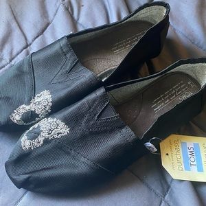 TOMS Black Butterfly Flats